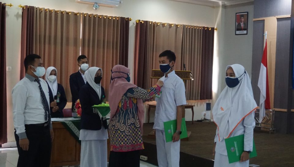 caping day caping day