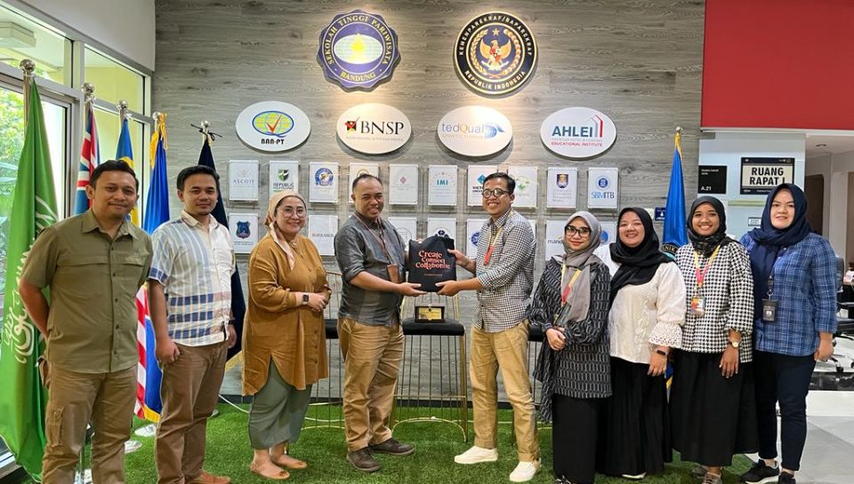 Ilkom di Poltekrat NHI Bandung